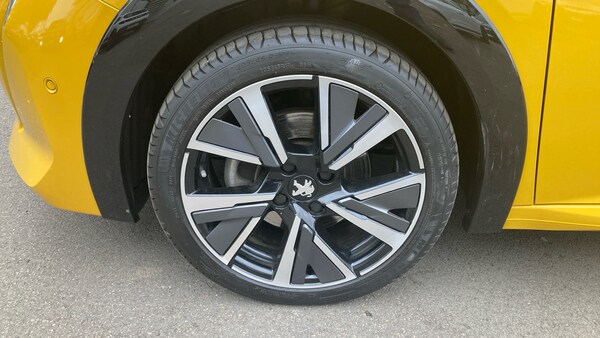 Used Peugeot 208 2023 for sale - 76089972: Photo 29