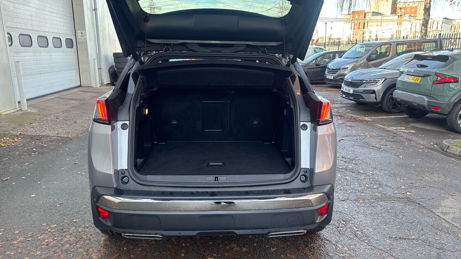 Used Peugeot 3008 2021 for sale - 76922392: Photo 4