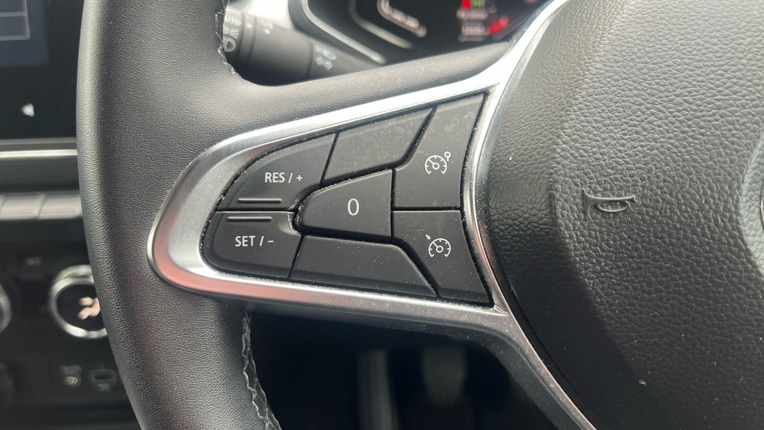 Used Renault Captur 2022 for sale - 78190088: Photo 28