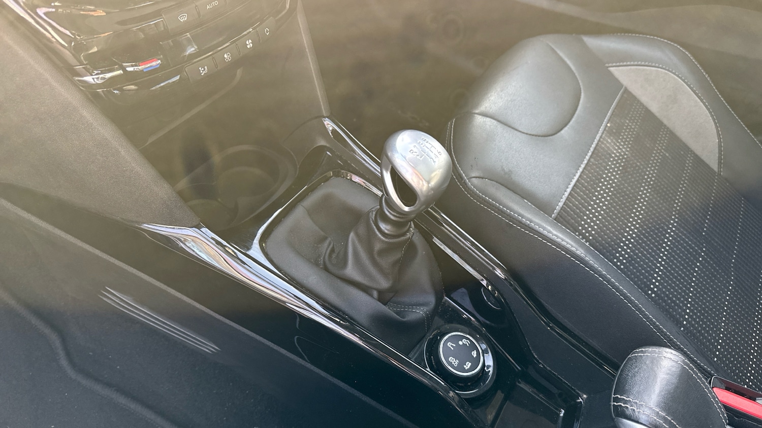 Used Peugeot 2008 2019 for sale - 76971097: Photo 13