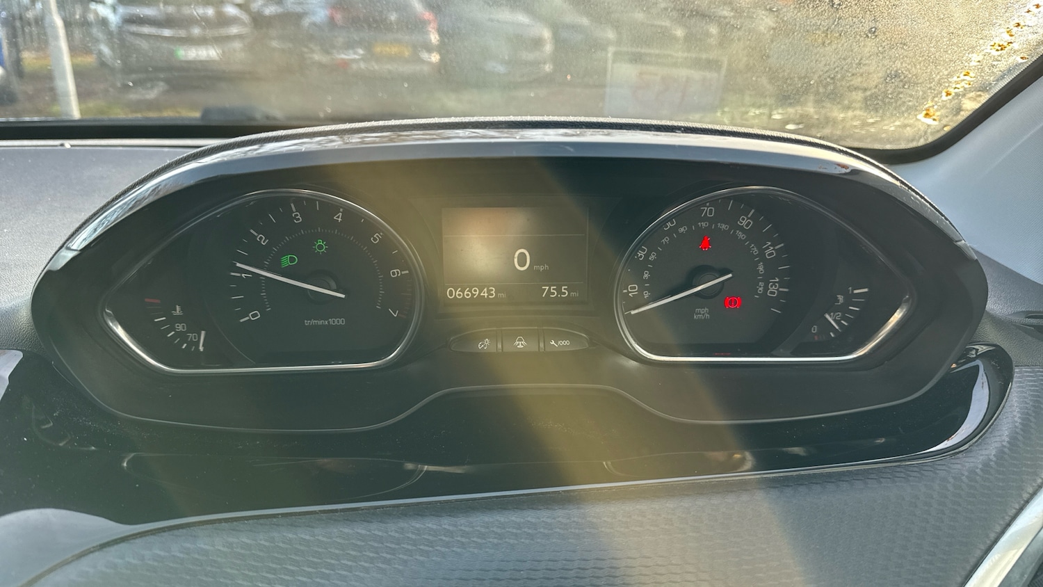 Used Peugeot 2008 2019 for sale - 76971097: Photo 18