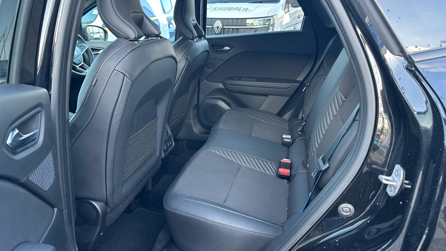 Used Renault Other 2024 for sale - 77353440: Photo 17