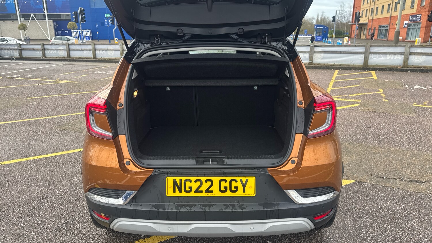 Used Renault Captur 2022 for sale - 78149825: Photo 6