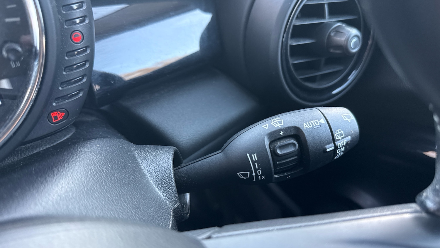 Used MINI Hatch 2017 for sale - 77950277: Photo 23