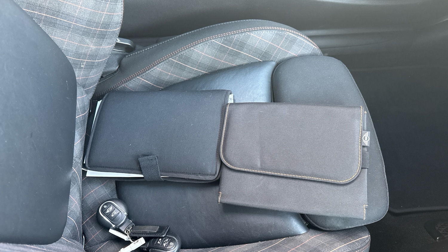 Used MINI Hatch 2017 for sale - 77950277: Photo 30