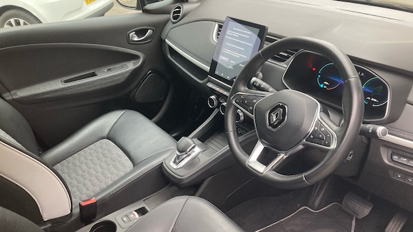 Used Renault Zoe 2022 for sale - 76078035: Photo 11