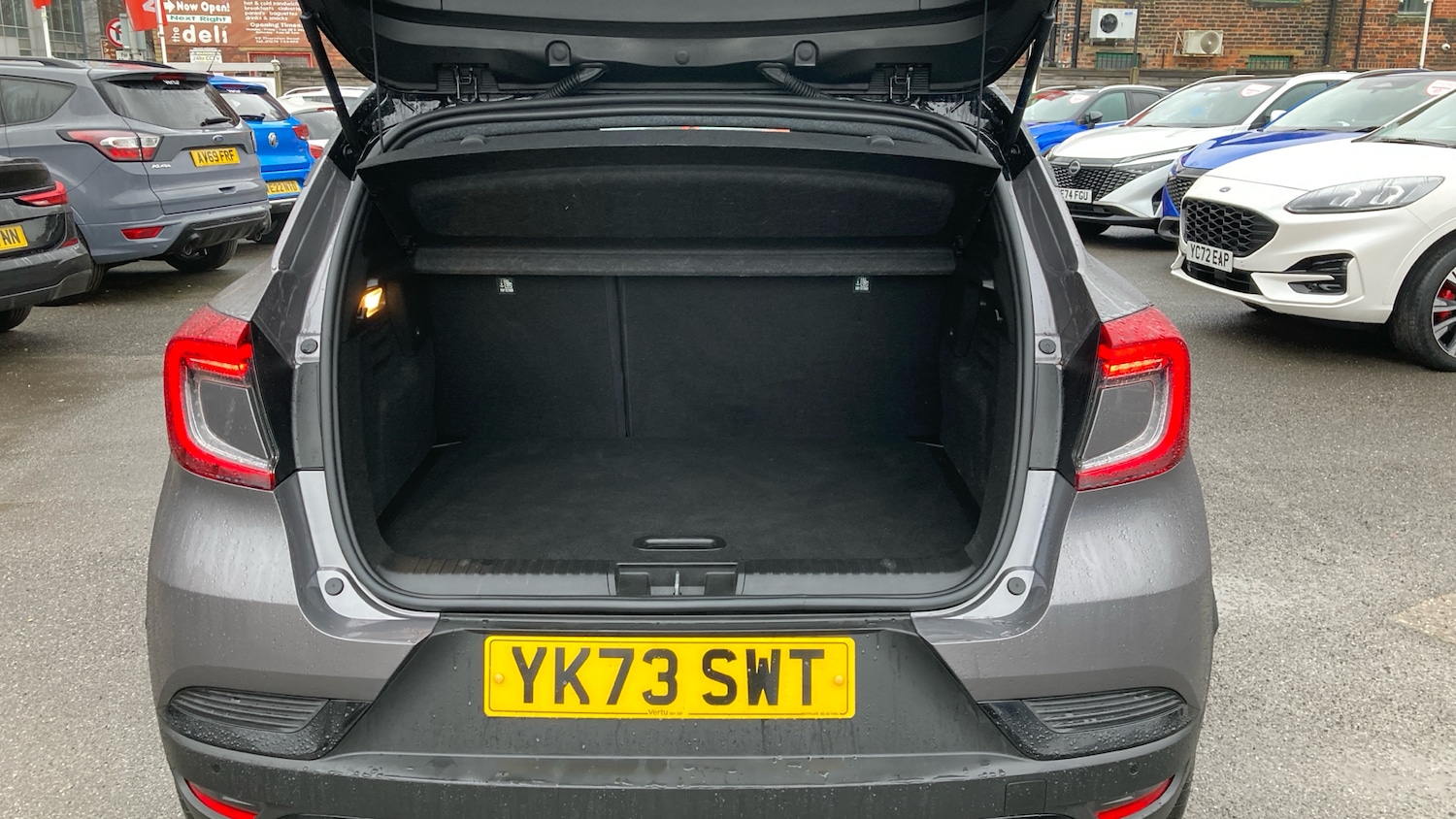 Used Renault Captur 2024 for sale - 77775029: Photo 4