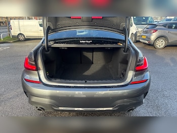 Used BMW 3 Series 2022 for sale - 76831529: Photo