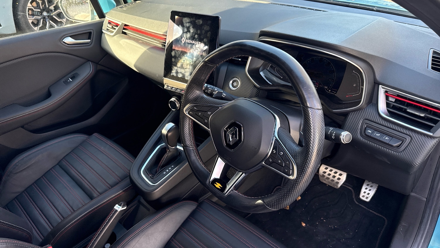 Used Renault Clio 2020 for sale - 76862249: Photo 11