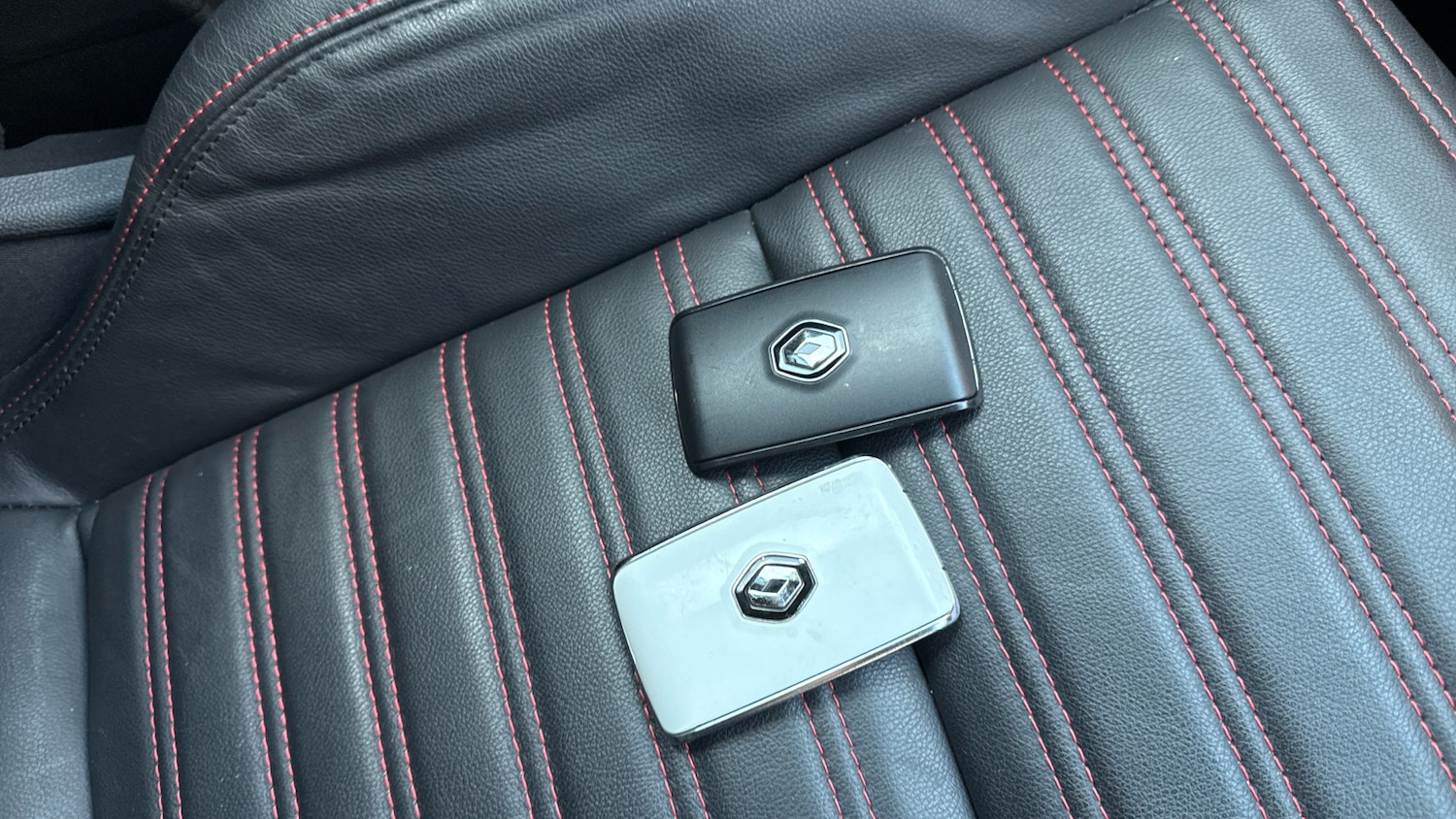 Used Renault Clio 2020 for sale - 76862249: Photo 20