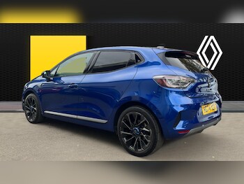 Used Renault Clio 2025 for sale - 76452660: Photo