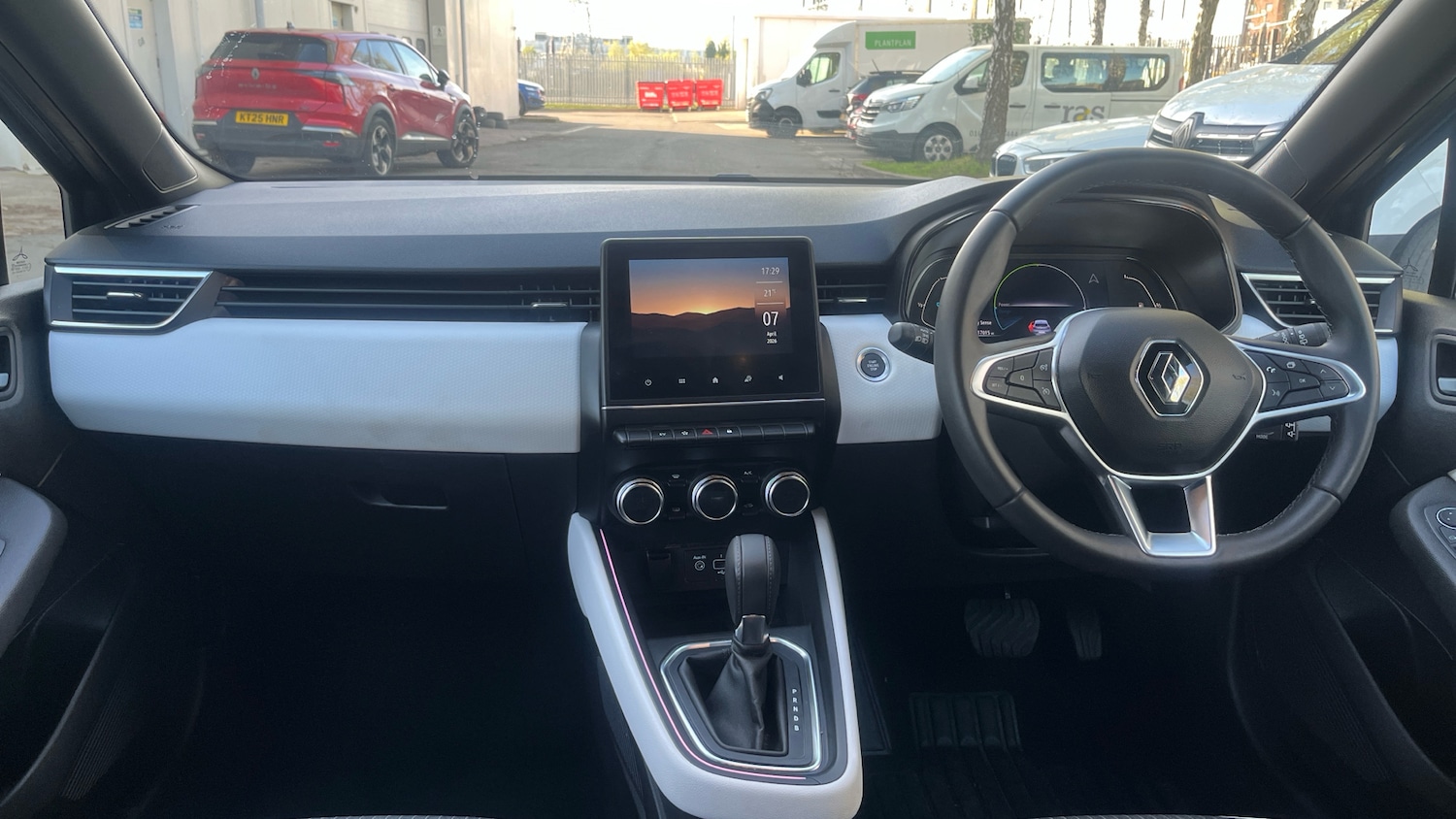 Used Renault Clio 2023 for sale - 78177419: Photo 10