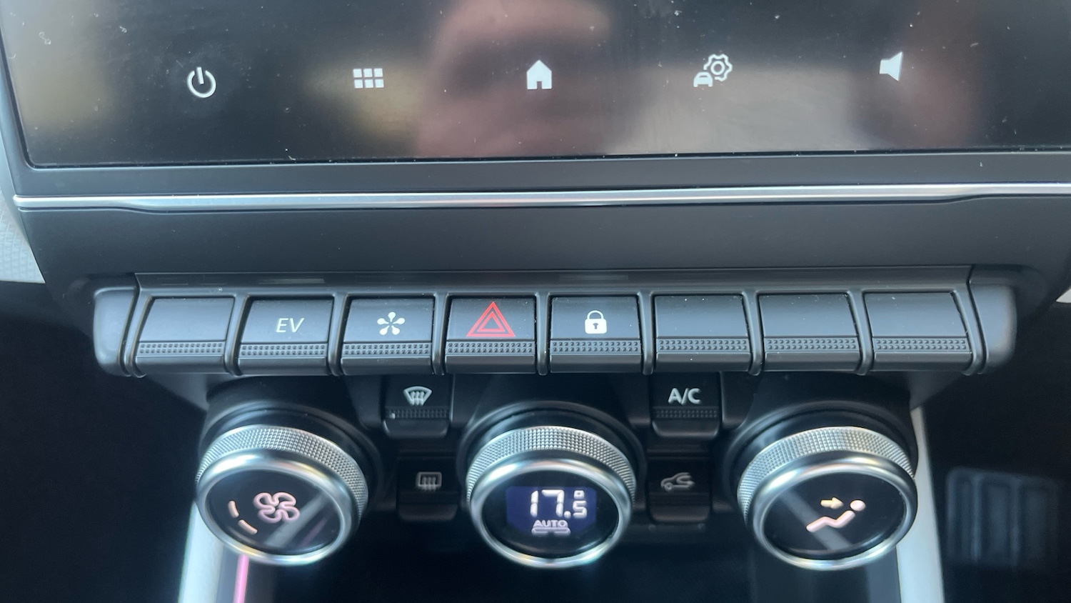 Used Renault Clio 2023 for sale - 78177419: Photo 25