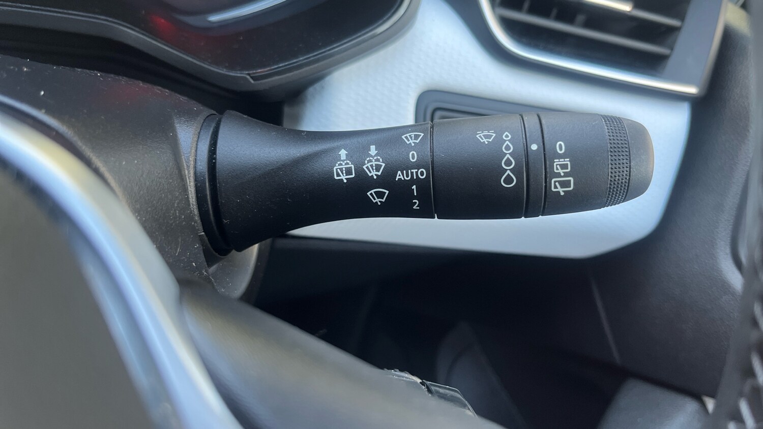 Used Renault Clio 2023 for sale - 78177419: Photo 33