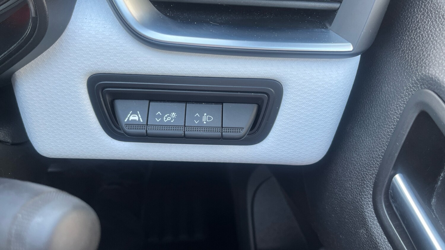 Used Renault Clio 2023 for sale - 78177419: Photo 35