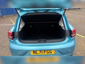 Used Renault Clio 2022 for sale - 77606329: Photo