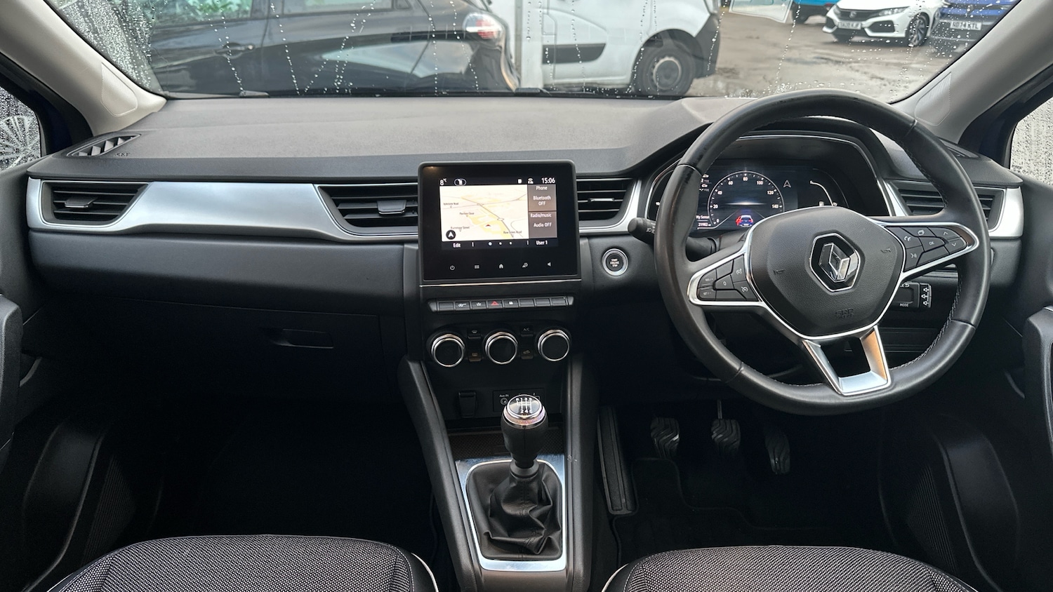 Used Renault Captur 2022 for sale - 76882310: Photo 10