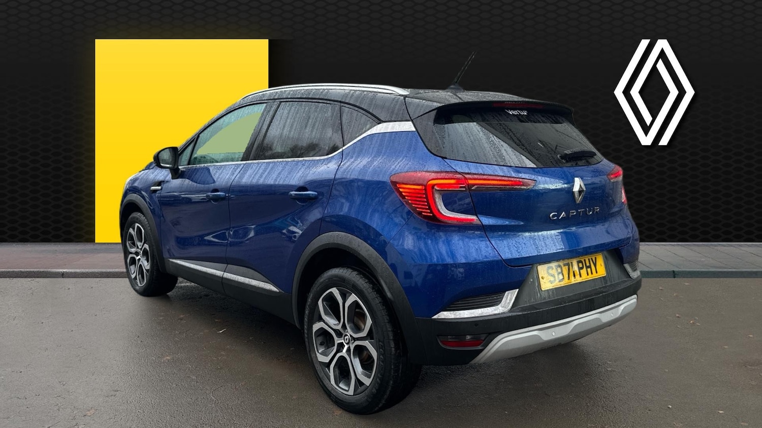 Used Renault Captur 2022 for sale - 76882310: Photo 2