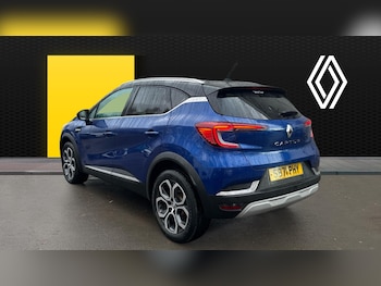 Used Renault Captur 2022 for sale - 76882310: Photo