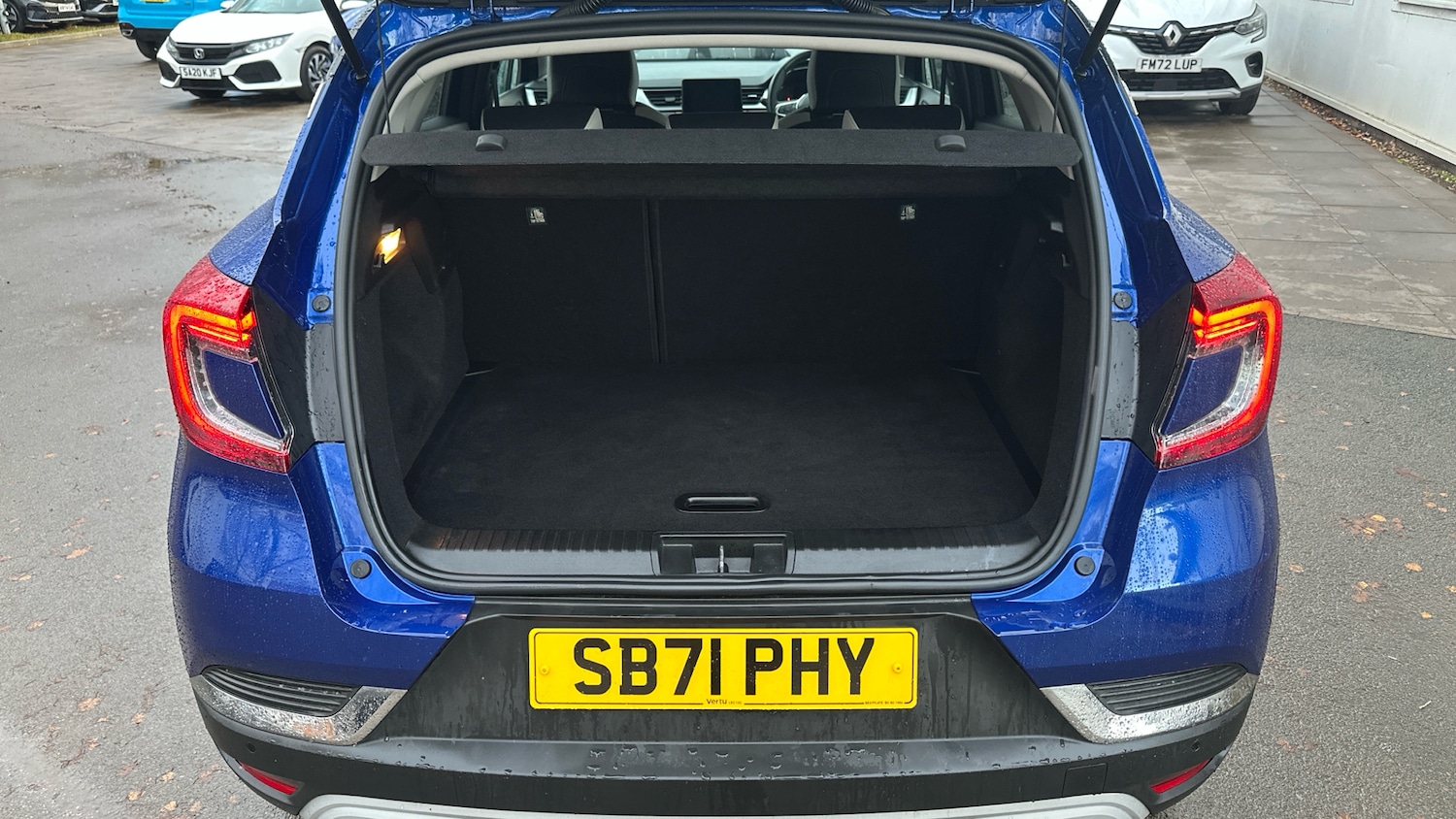 Used Renault Captur 2022 for sale - 76882310: Photo 4