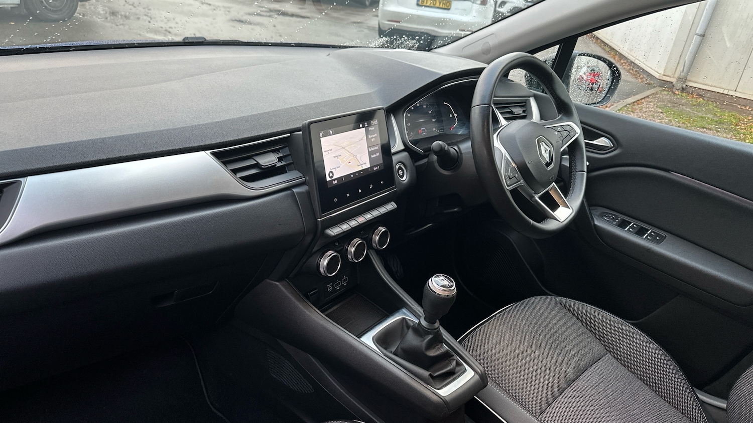 Used Renault Captur 2022 for sale - 76882310: Photo 9