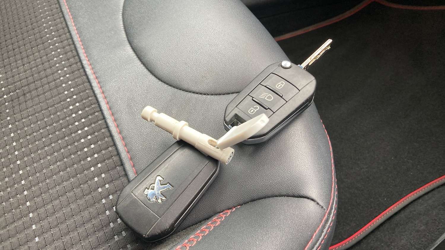 Used Peugeot 2008 2019 for sale - 76426227: Photo 20