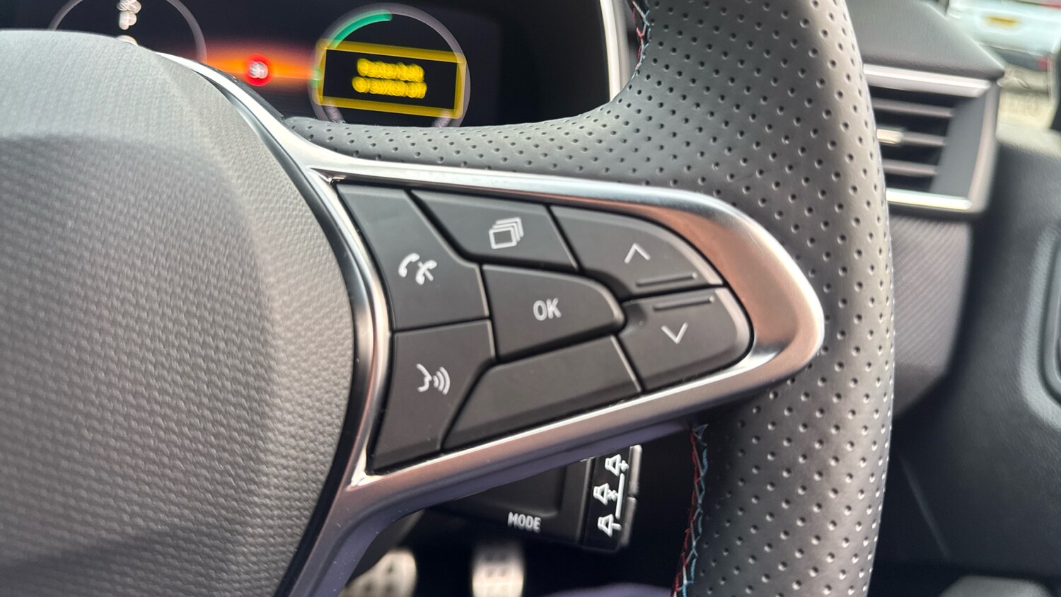 Used Renault Clio 2025 for sale - 76146443: Photo 21