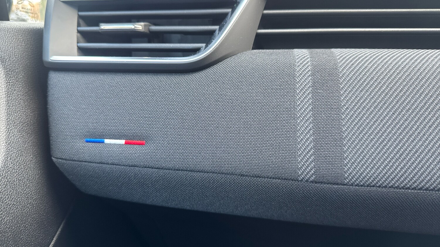 Used Renault Clio 2025 for sale - 76146443: Photo 28