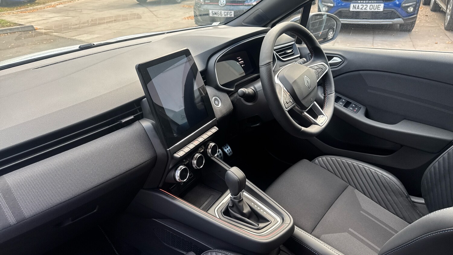 Used Renault Clio 2025 for sale - 76146443: Photo 9