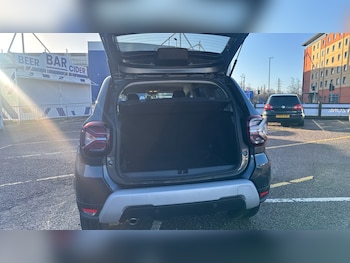 Used Dacia Duster 2022 for sale - 76983834: Photo