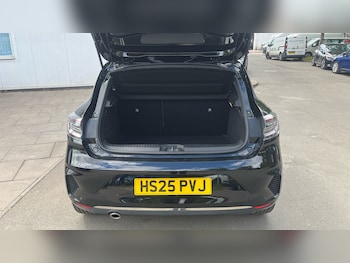Used Renault Clio 2025 for sale - 78764650: Photo