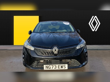 Used Renault Clio 2023 for sale - 76881546: Photo