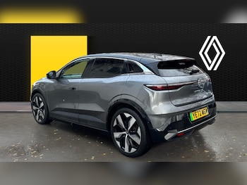 Used Renault Megane E Tech 2022 for sale - 76736377: Photo