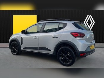 Used Dacia Sandero Stepway 2024 for sale - 78161789: Photo