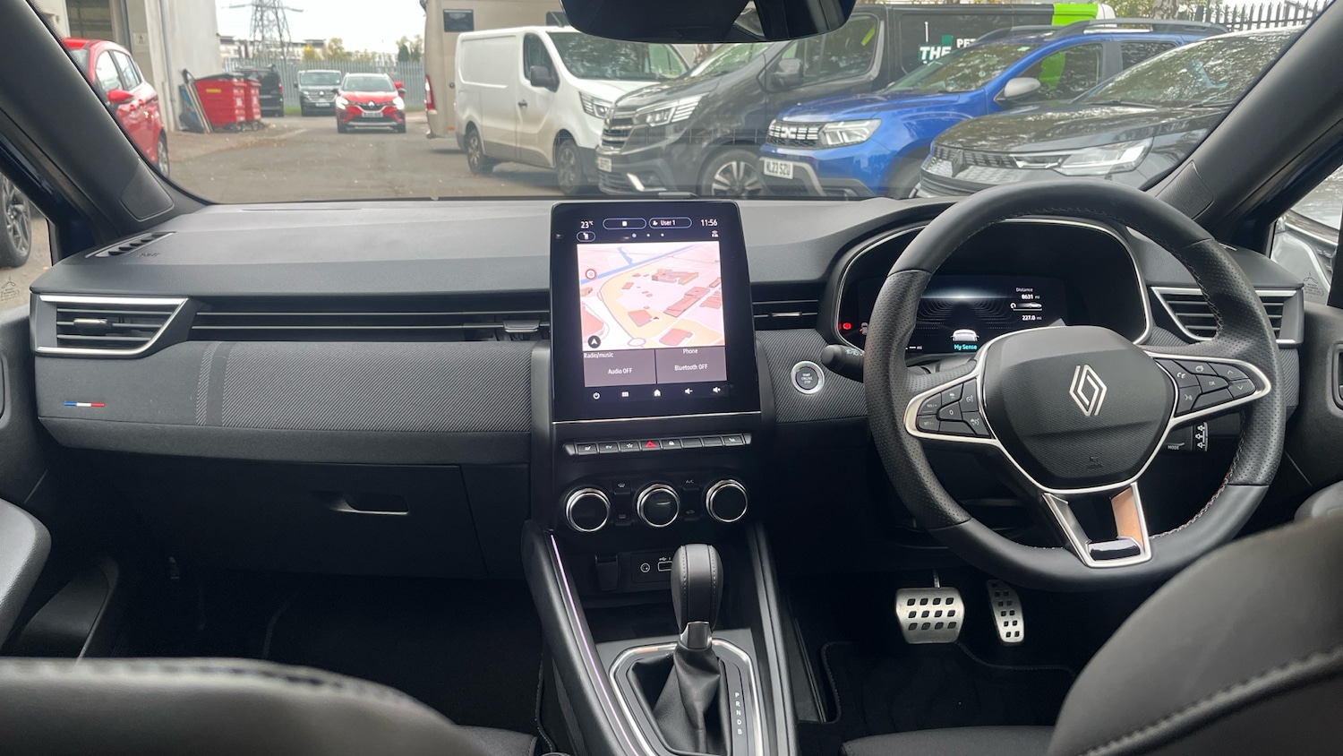 Used Renault Clio 2025 for sale - 76643248: Photo 10