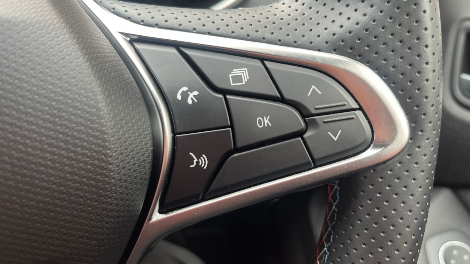 Used Renault Clio 2025 for sale - 76643248: Photo 14