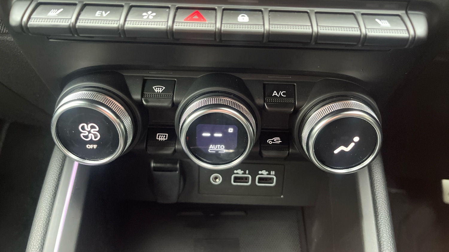 Used Renault Clio 2025 for sale - 76643248: Photo 22