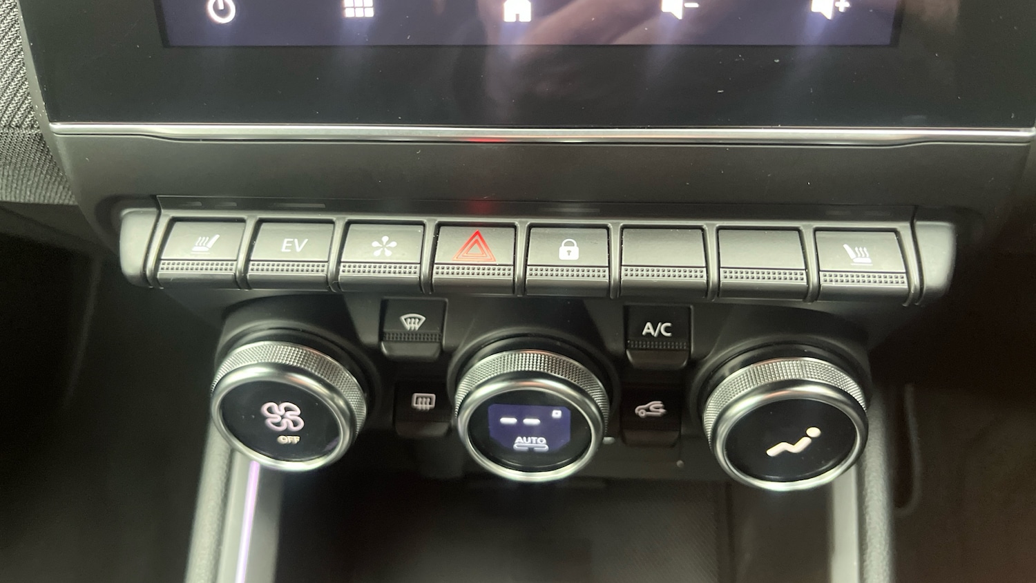 Used Renault Clio 2025 for sale - 76643248: Photo 23