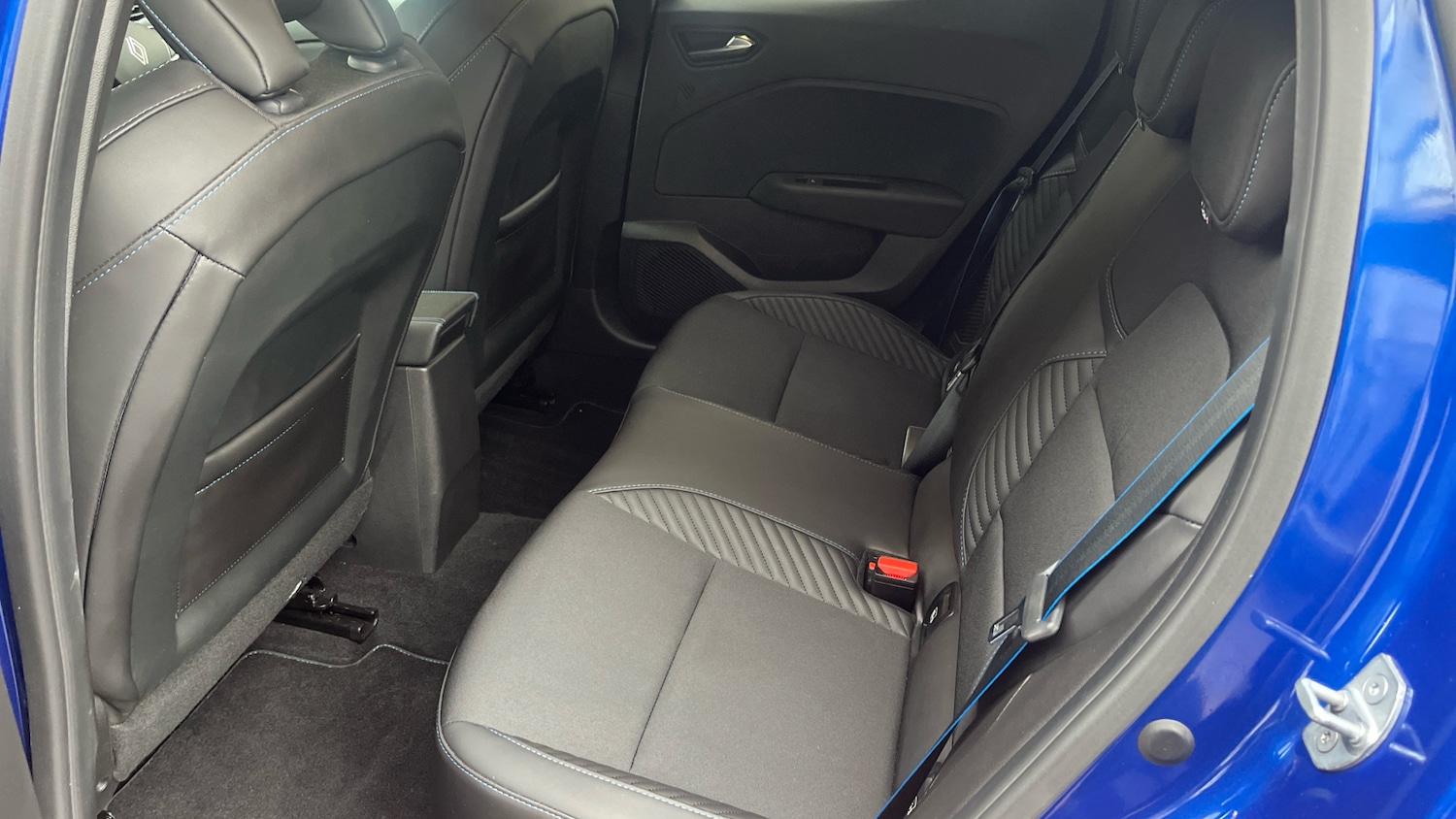 Used Renault Clio 2025 for sale - 76643248: Photo 26