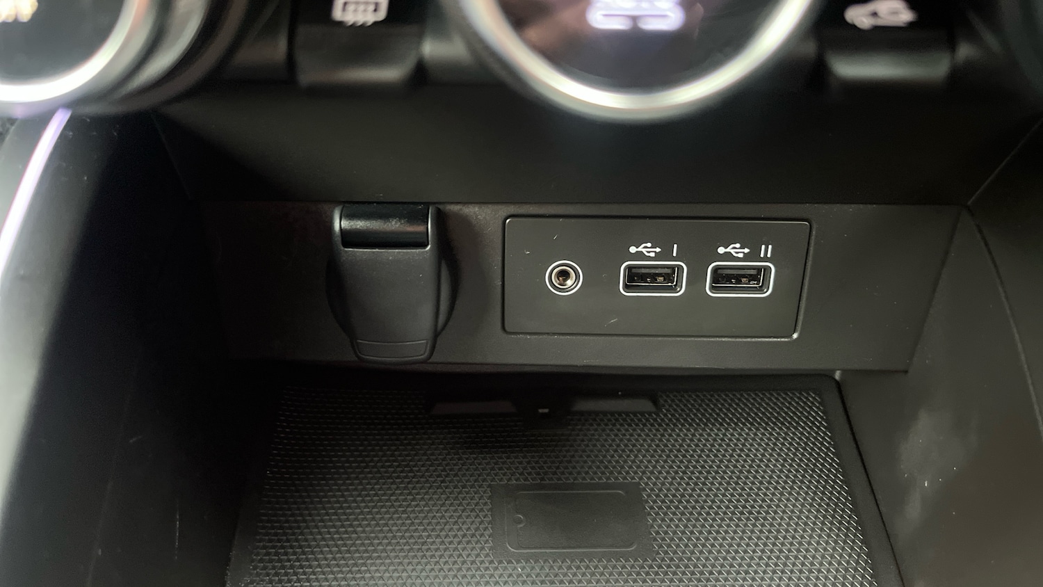 Used Renault Clio 2025 for sale - 76643248: Photo 30