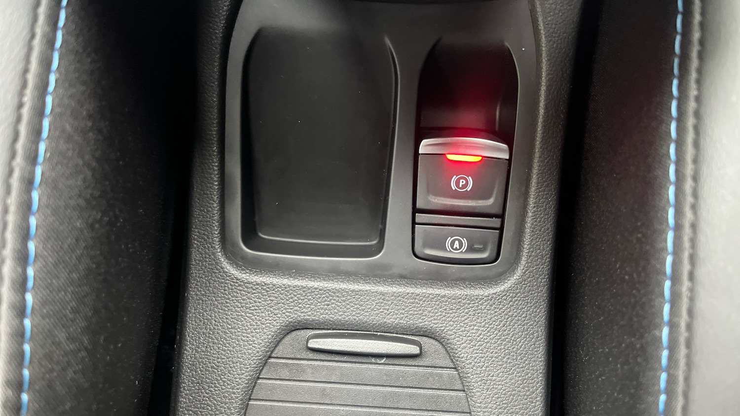 Used Renault Clio 2025 for sale - 76643248: Photo 32