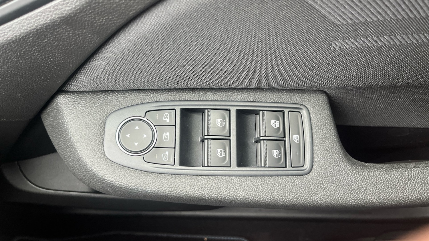 Used Renault Clio 2025 for sale - 76643248: Photo 33