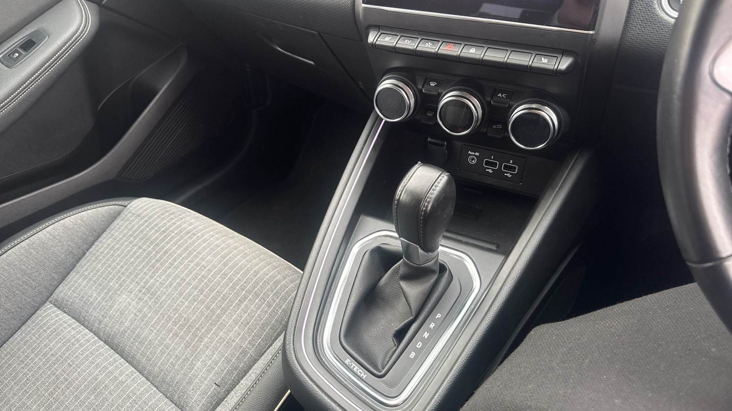 Used Renault Clio 2022 for sale - 77883743: Photo 18