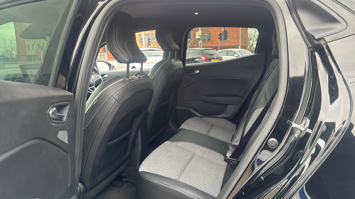 Used Renault Clio 2022 for sale - 77883743: Photo 20