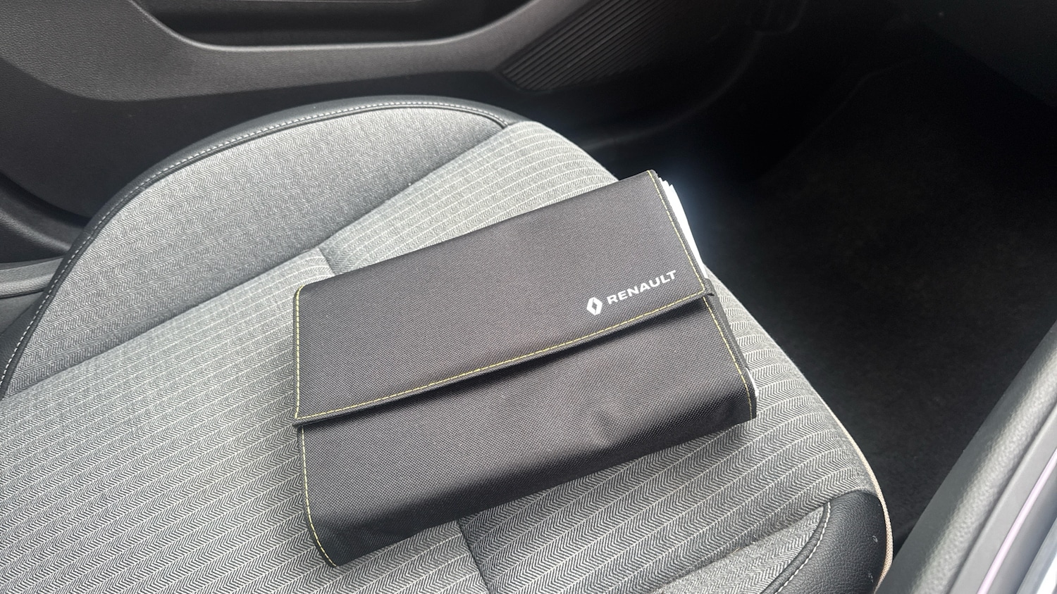 Used Renault Clio 2022 for sale - 77883743: Photo 22