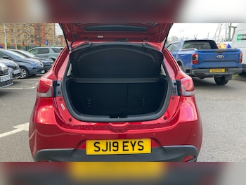 Used Mazda Mazda2 2019 for sale - 76946742: Photo