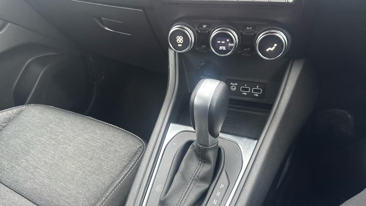 Used Renault Captur 2022 for sale - 77651034: Photo 13