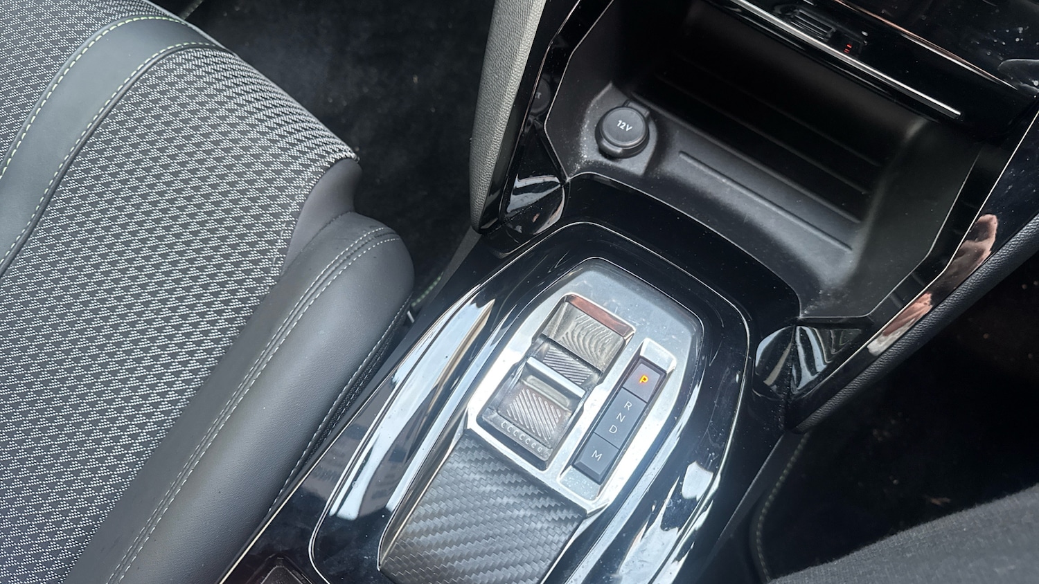 Used Peugeot 2008 2022 for sale - 77079428: Photo 13