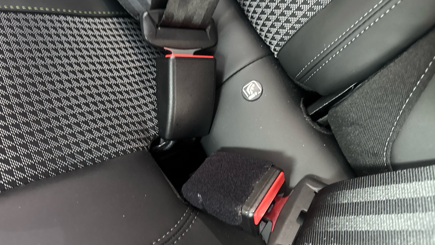 Used Peugeot 2008 2022 for sale - 77079428: Photo 17