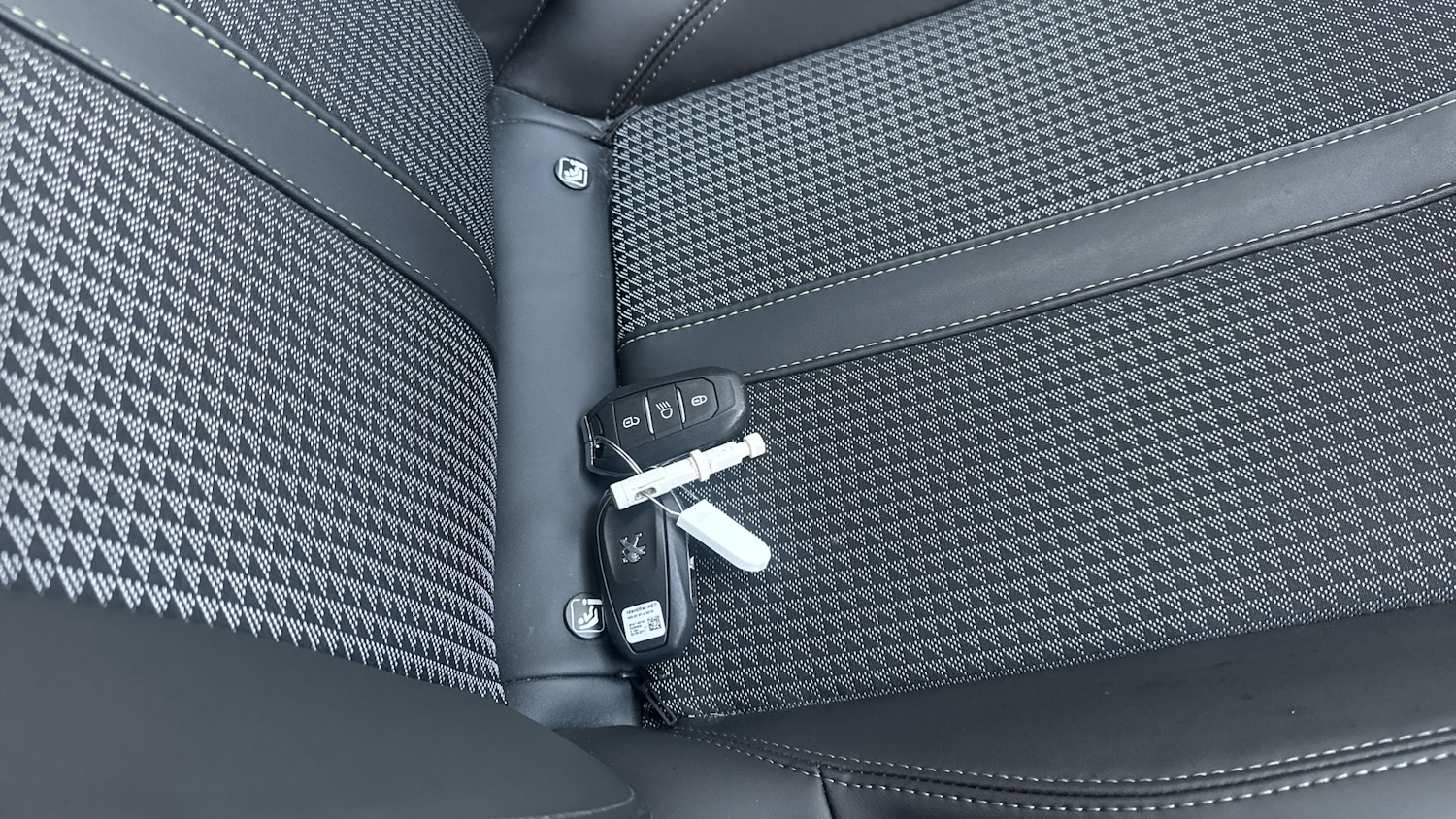 Used Peugeot 2008 2022 for sale - 77079428: Photo 19